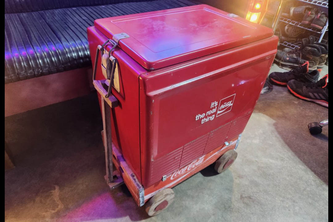 2nd Image of a N/A COCA COLA COOLER ON ROLLING COKE WAGON