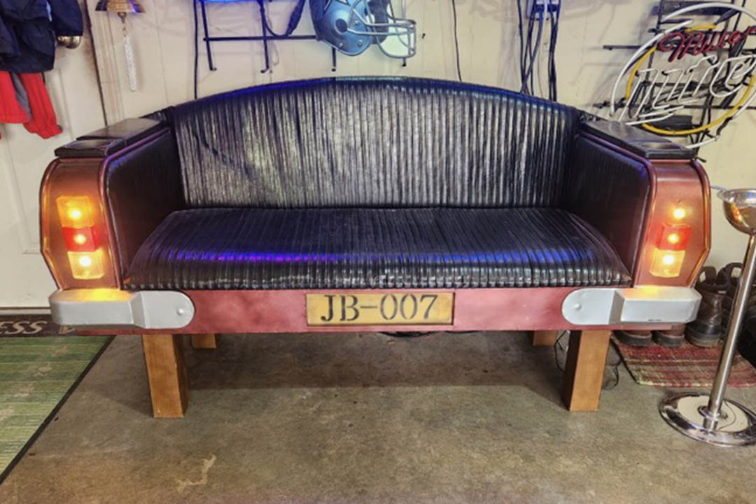0th Image of a N/A CAR COUCH JB-007