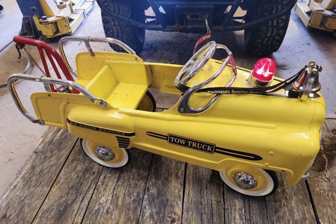 0th Image of a N/A PEDAL CAR (TOW TRUCK)