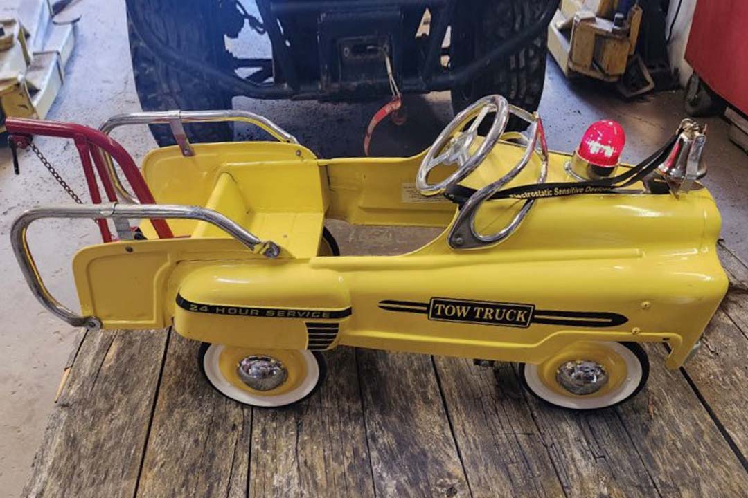 3rd Image of a N/A PEDAL CAR (TOW TRUCK)