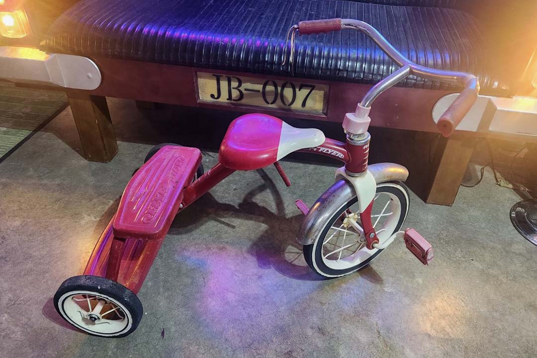 0th Image of a N/A RADIO FLYER TRICYCLE