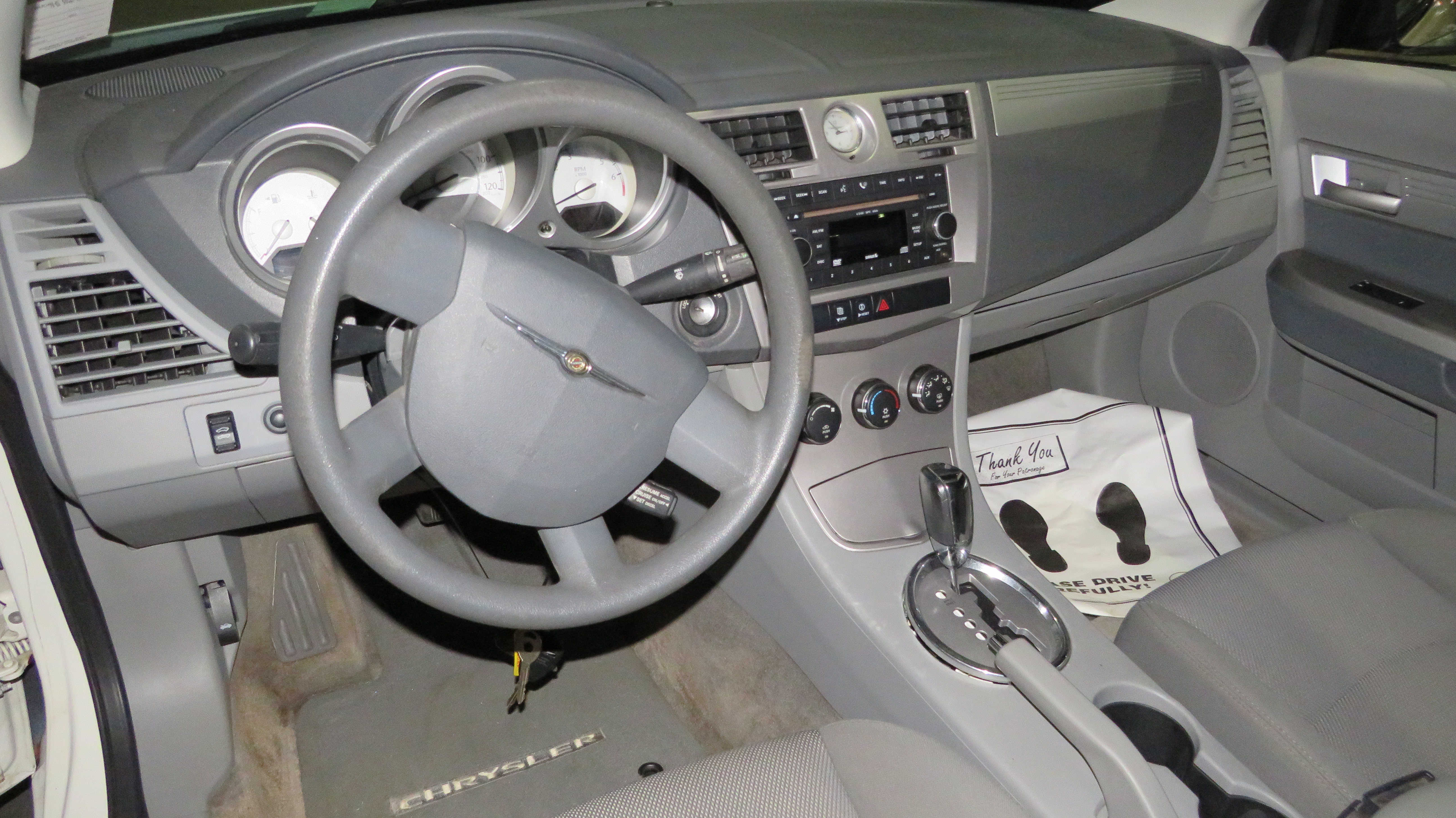 5th Image of a 2008 CHRYSLER SEBRING TOURING