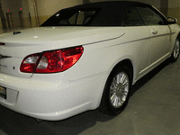 Image 2 of 14 of a 2008 CHRYSLER SEBRING TOURING