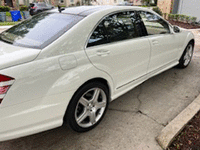 Image 2 of 10 of a 2008 MERCEDES-BENZ S-CLASS S550
