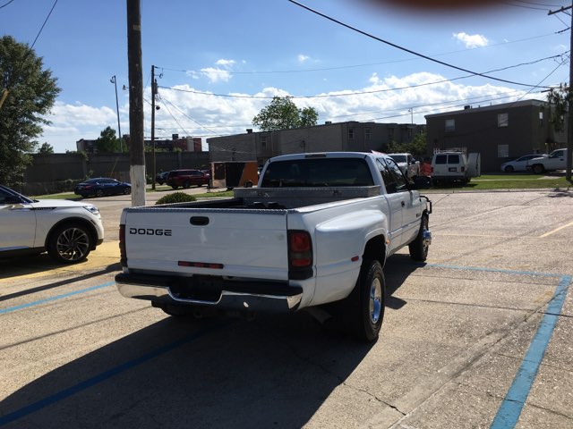 2nd Image of a 2001 DODGE RAM PICKUP 3500