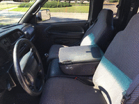 Image 5 of 10 of a 2001 DODGE RAM PICKUP 3500