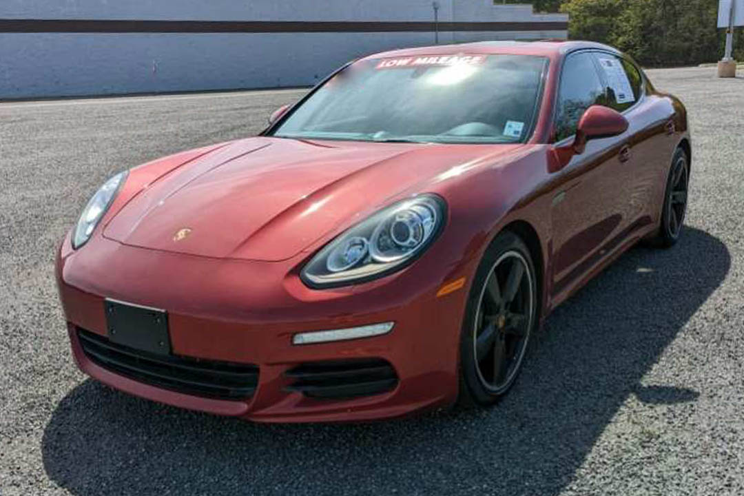 0th Image of a 2015 PORSCHE PANAMERA