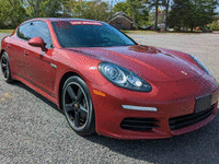 Image 2 of 8 of a 2015 PORSCHE PANAMERA