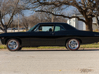 Image 3 of 6 of a 1967 CHEVROLET BISCAYNE