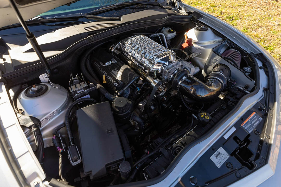 8th Image of a 2010 CHEVROLET CAMARO 2SS