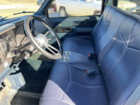 Image 6 of 8 of a 1989 CHEVROLET C1500