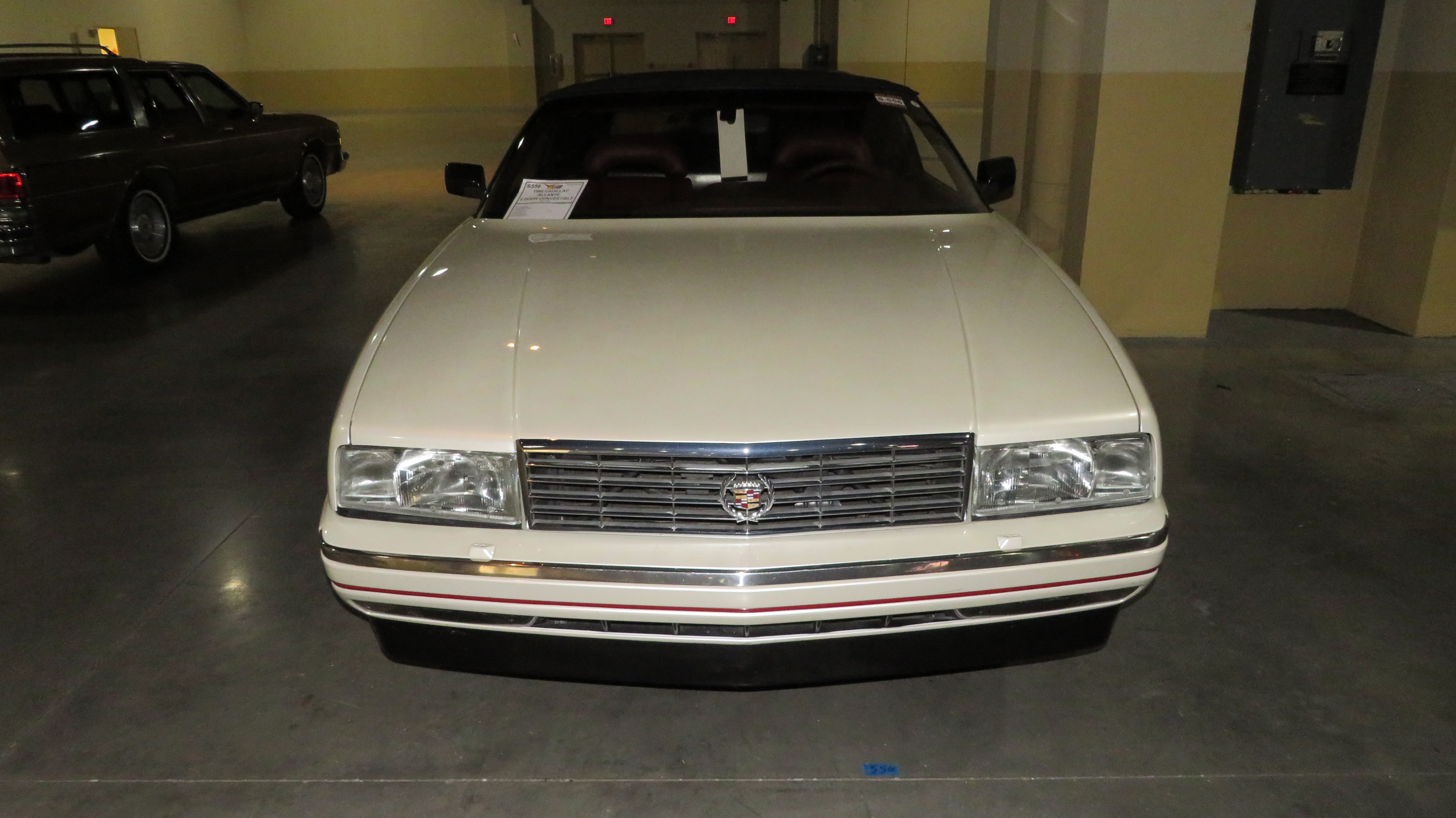 3rd Image of a 1990 CADILLAC ALLANTE