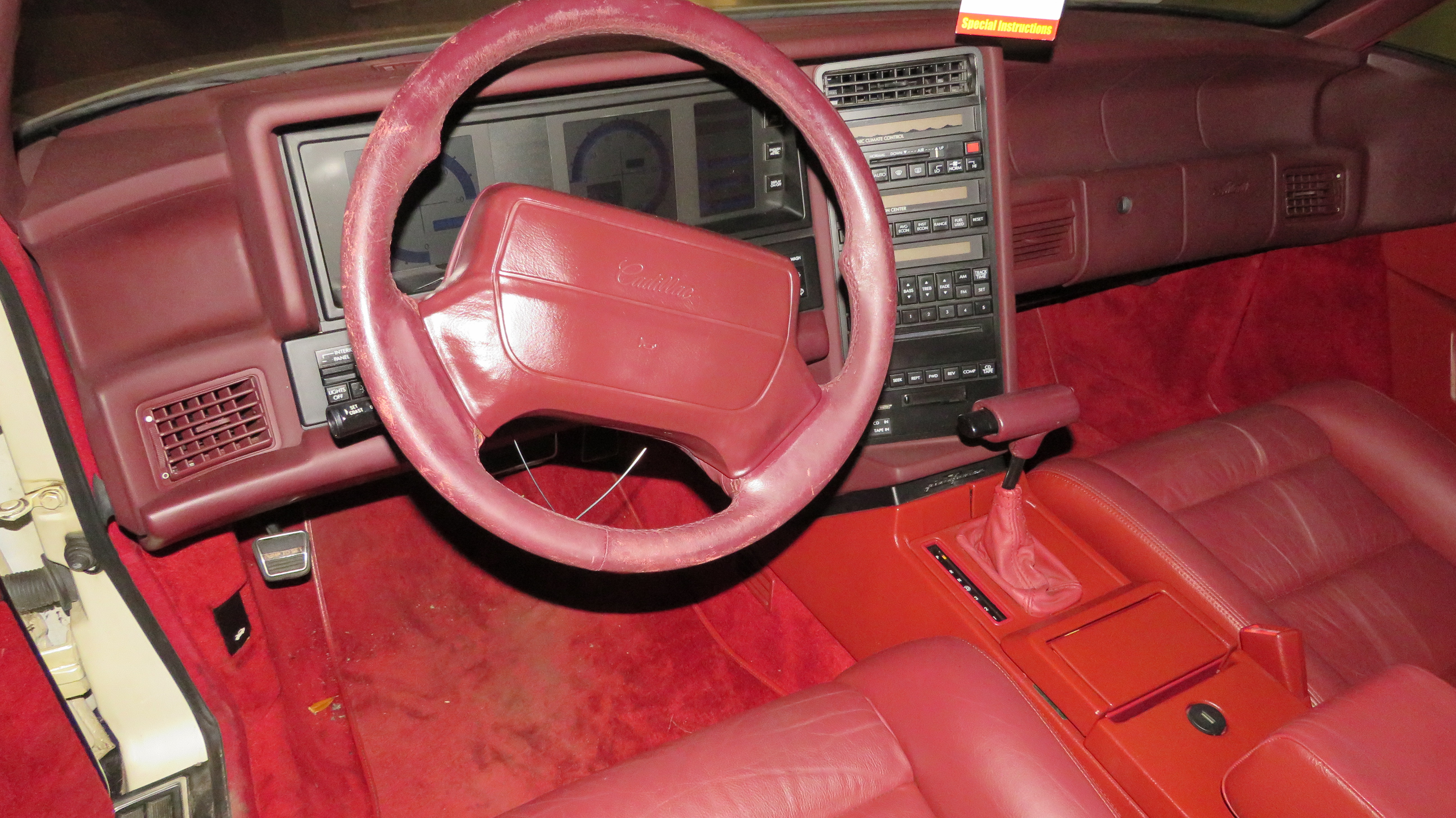 5th Image of a 1990 CADILLAC ALLANTE