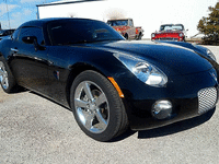 Image 3 of 20 of a 2009 PONTIAC SOLSTICE