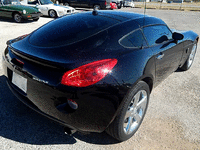 Image 6 of 20 of a 2009 PONTIAC SOLSTICE