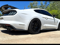 Image 4 of 18 of a 2016 FORD MUSTANG GT
