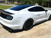 Image 5 of 18 of a 2016 FORD MUSTANG GT