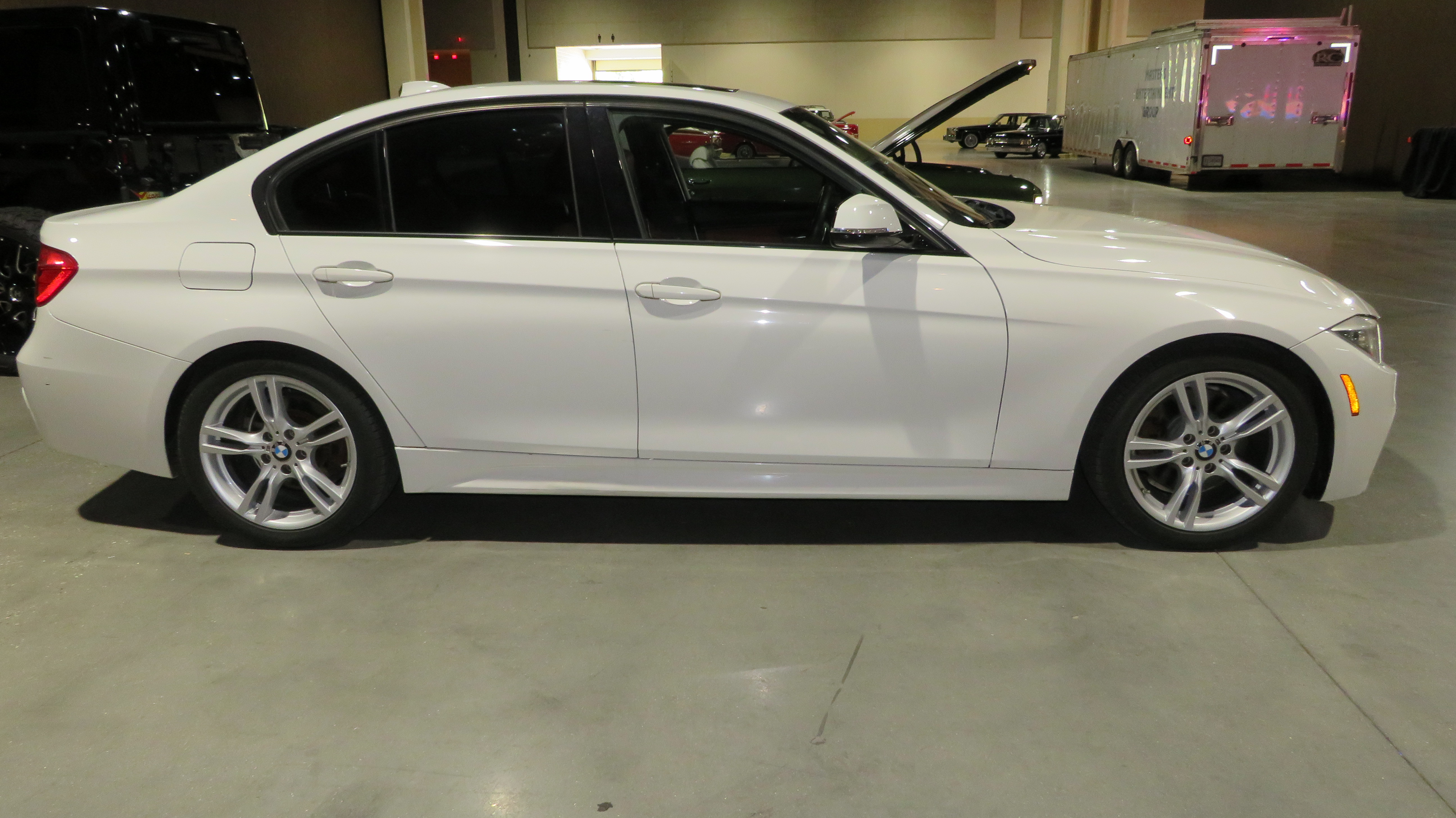 2nd Image of a 2013 BMW 3 SERIES