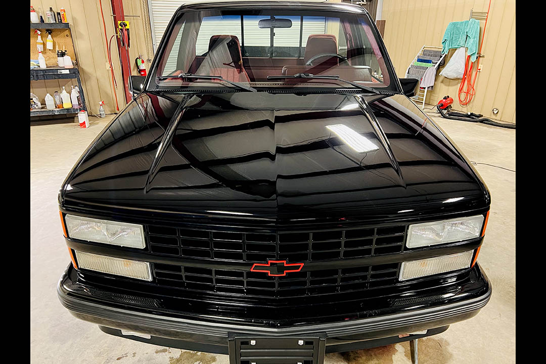 1st Image of a 1990 CHEVROLET SILVERADO SS