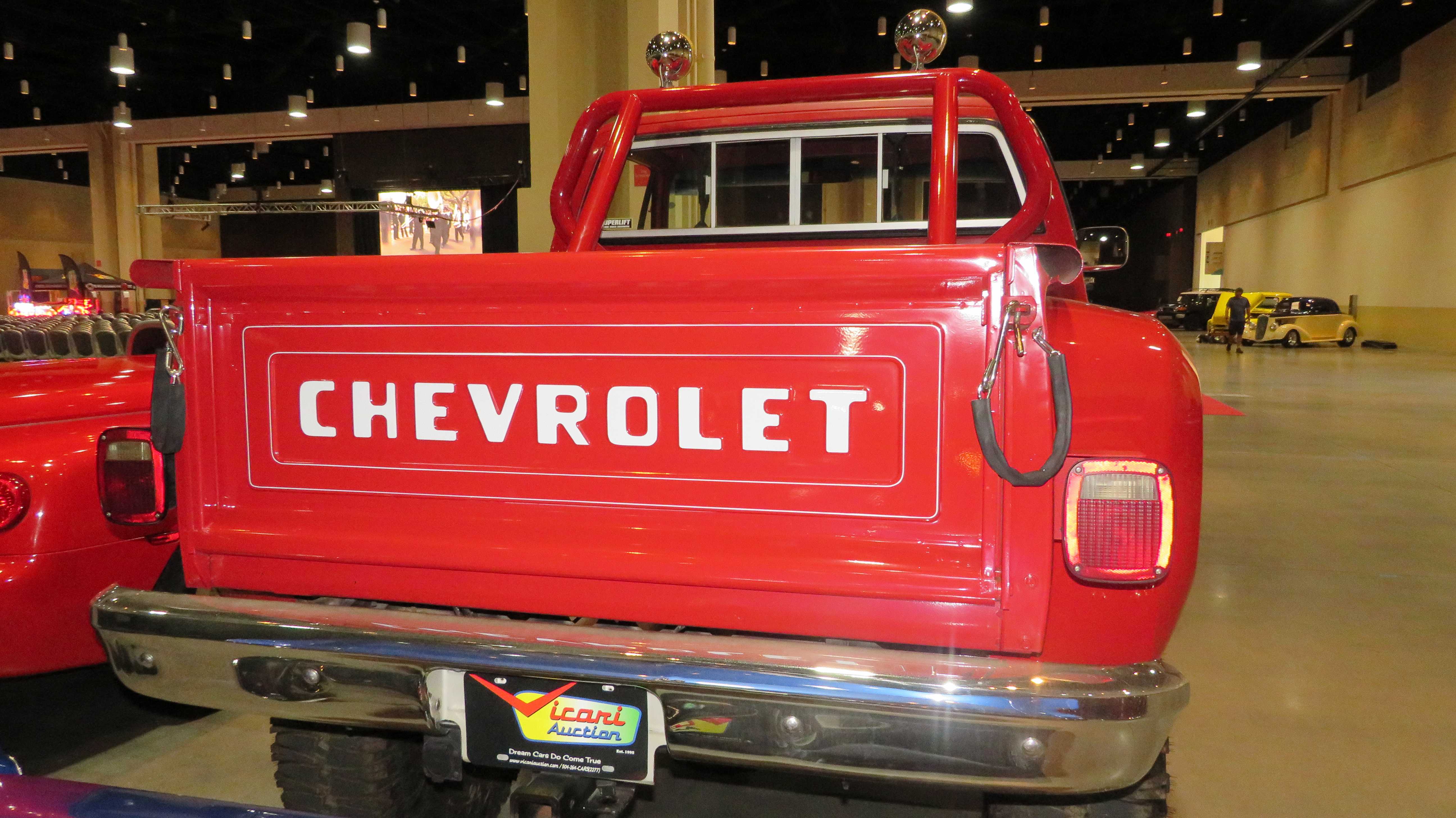 3rd Image of a 1985 CHEVROLET K10