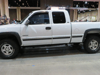 Image 3 of 13 of a 2000 CHEVROLET SILVERADO 1500 LS Z71