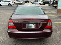 Image 3 of 4 of a 2007 MERCEDES-BENZ E-CLASS E350