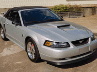 Image 2 of 36 of a 2004 FORD MUSTANG