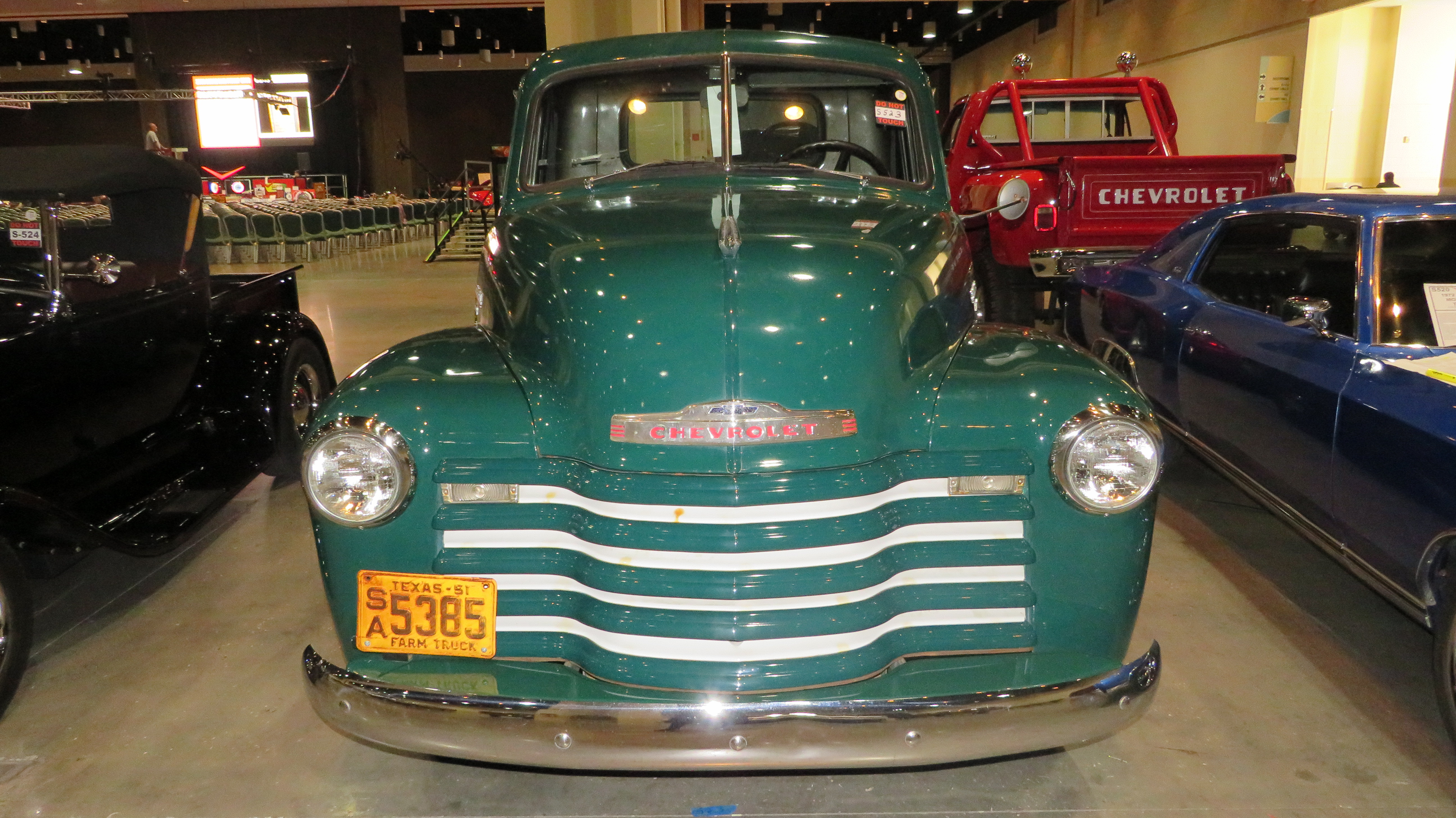 2nd Image of a 1951 CHEVROLET 3600