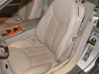 Image 6 of 11 of a 2004 MERCEDES-BENZ SL-CLASS SL600