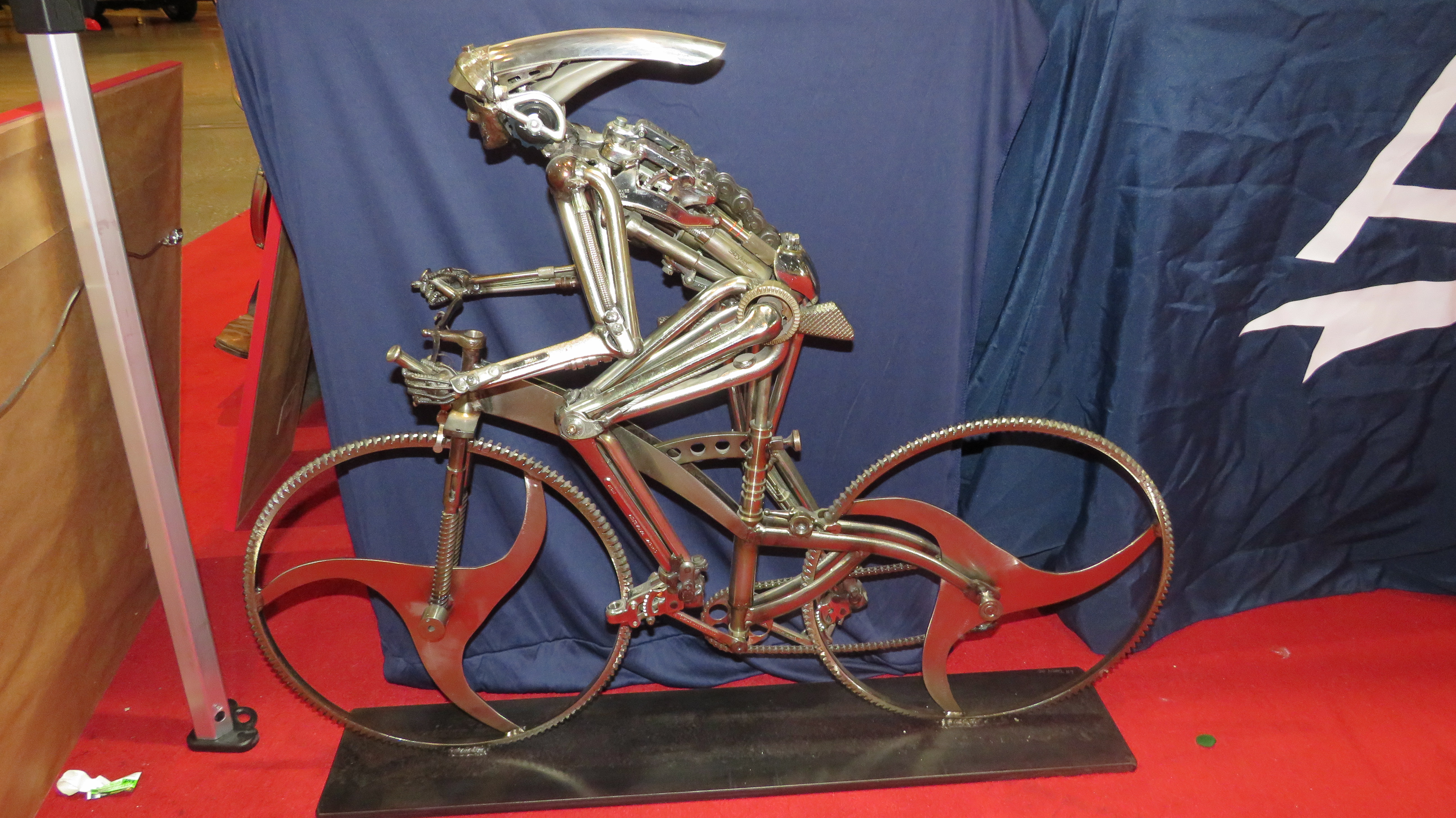 0th Image of a N/A BICYCLE SCULPTURE (BIG)