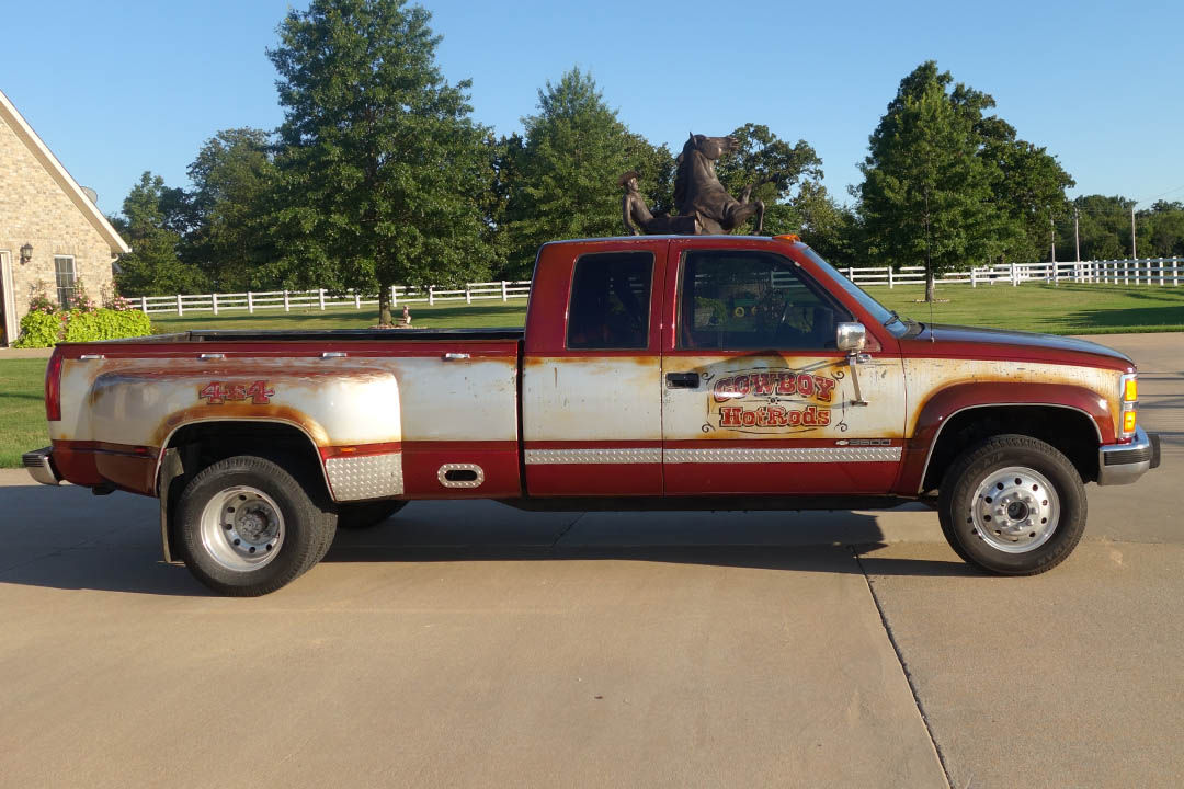 3rd Image of a 1989 CHEVROLET K3500