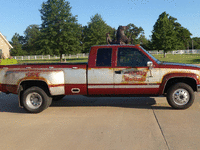 Image 4 of 12 of a 1989 CHEVROLET K3500