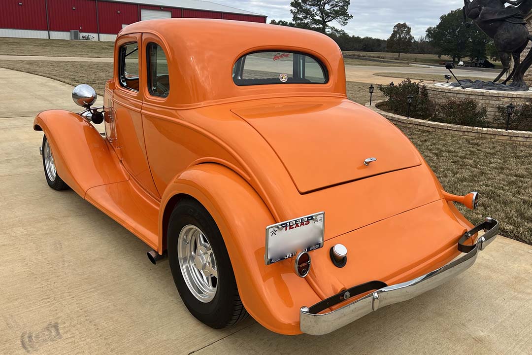 2nd Image of a 1933 CHEVROLET MASTER EAGLE