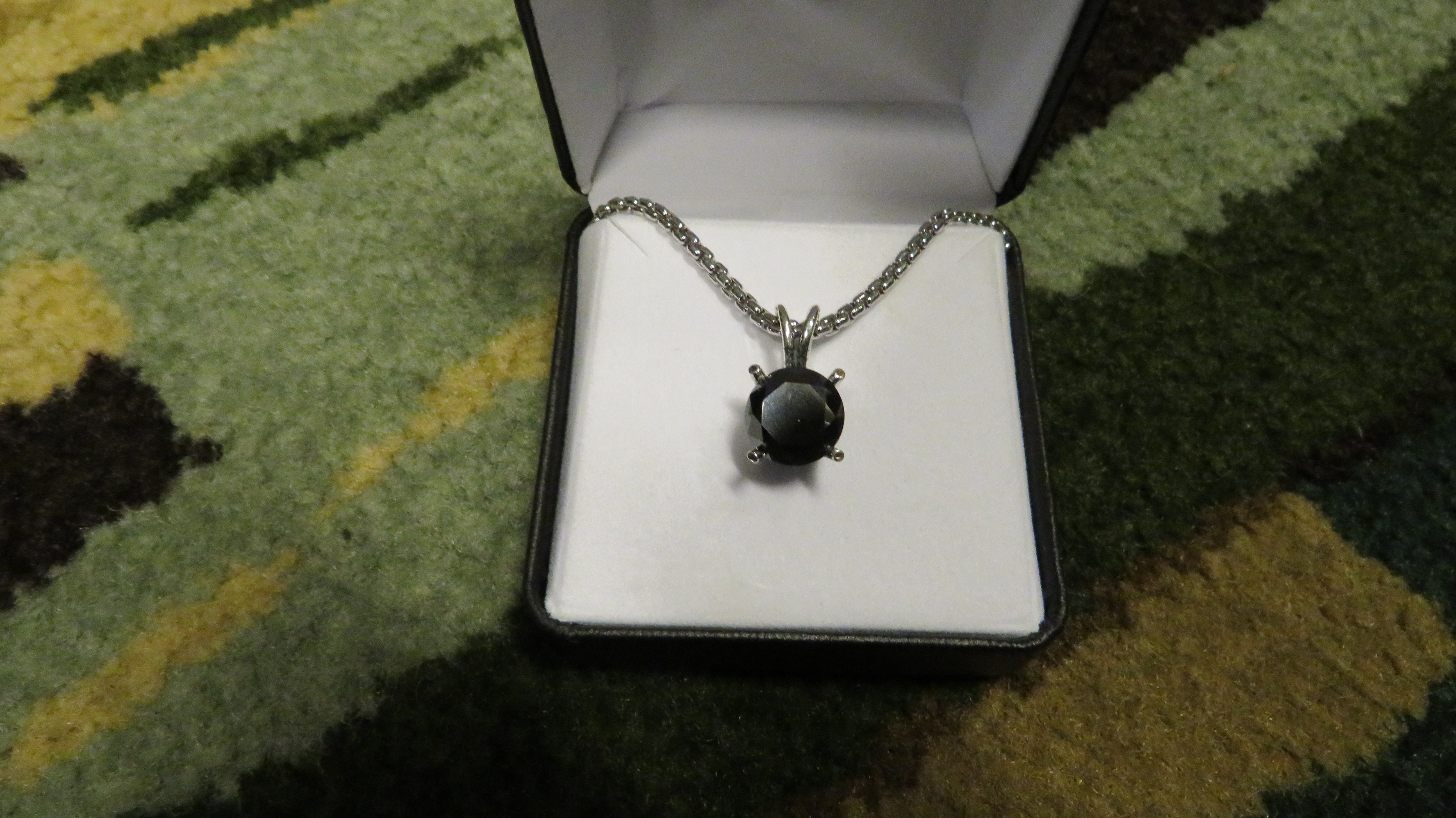 0th Image of a N/A NECKLACE BLACK DIAMOND