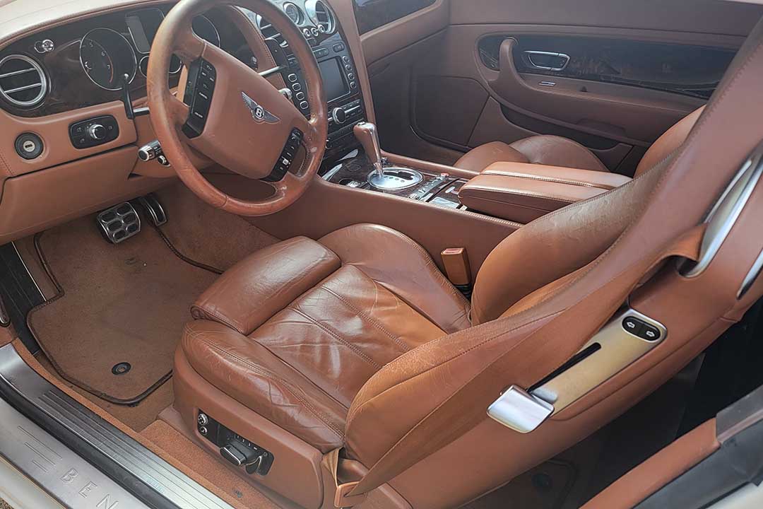 3rd Image of a 2005 BENTLEY CONTINENTAL GT