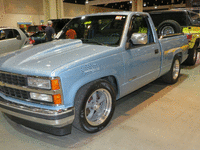 Image 2 of 13 of a 1989 CHEVROLET C1500