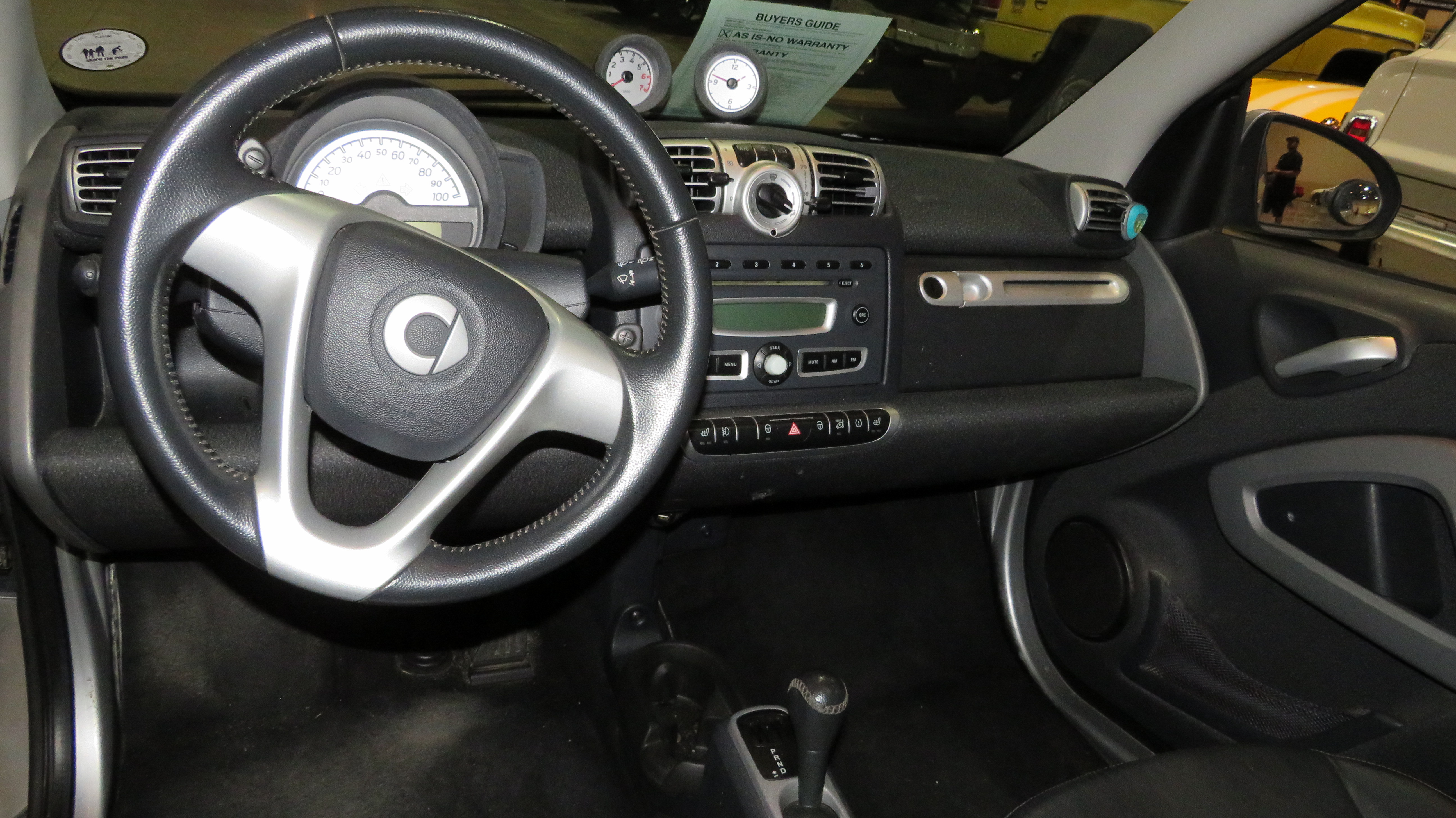 3rd Image of a 2009 SMART FORTWO