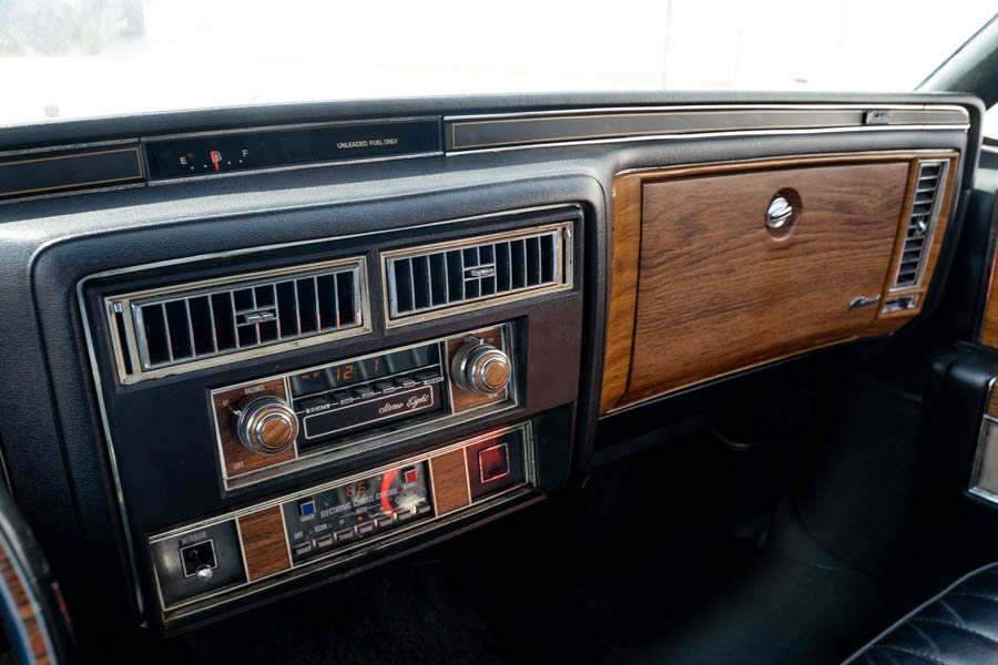 9th Image of a 1983 CADILLAC FLEETWOOD LIMOUSINE FORMAL