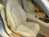 Image 7 of 12 of a 1997 JAGUAR XK8 XK