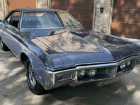 Image 2 of 9 of a 1968 BUICK RIVIERA