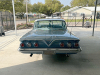 Image 4 of 9 of a 1961 CHEVROLET IMPALA