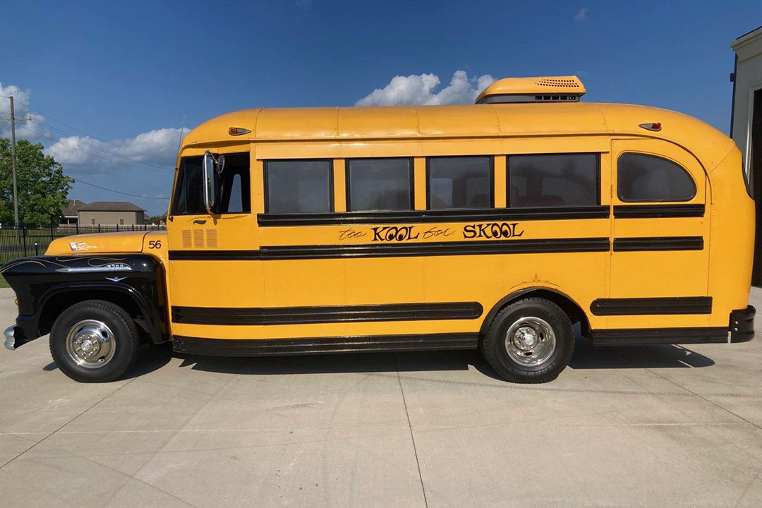 4th Image of a 1956 CHEVROLET SCHOOL BUS