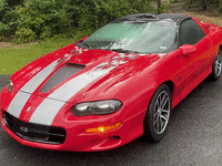 Image 1 of 14 of a 2002 CHEVROLET CAMARO SS