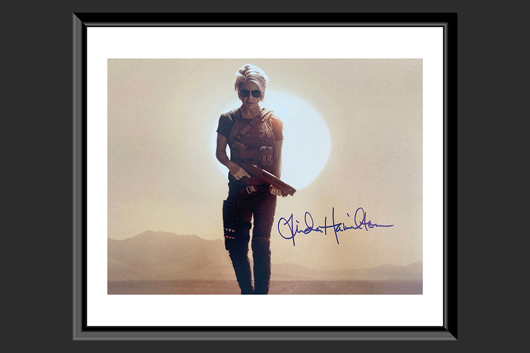 0th Image of a N/A TERMINATOR LINDA HAMILTON SIGNED