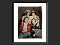 Image 1 of 1 of a N/A LAVERNE & SHIRLEY CAST SIGNED PHOTO