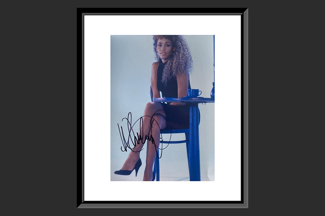 0th Image of a N/A WHITNEY HOUSTON SIGNED PHOTO