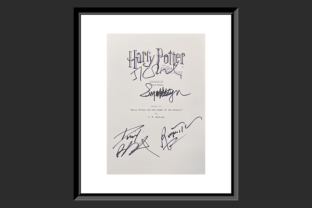 0th Image of a N/A HARRY POTTER SCRIPT COVER CAST SIGNED