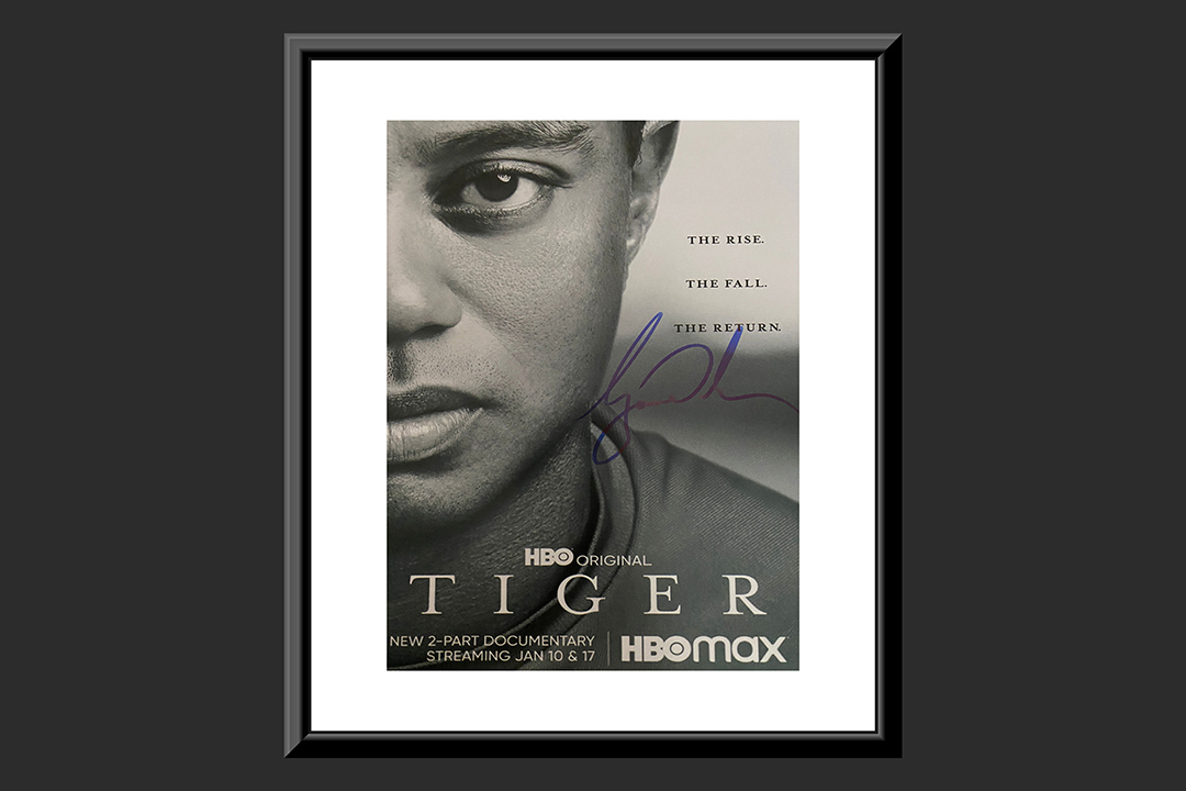0th Image of a N/A TIGER WOODS SIGNED PHOTO