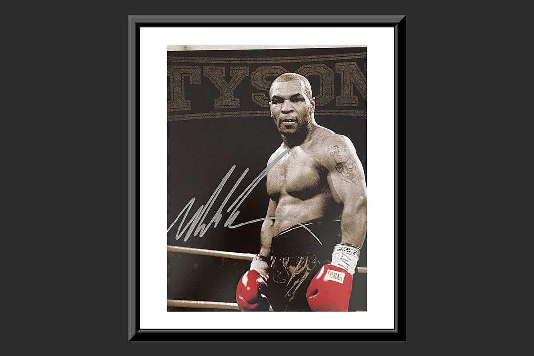 0th Image of a N/A MIKE TYSON SIGNED PHOTO