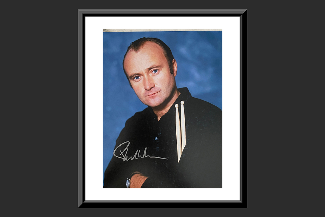 0th Image of a N/A PHIL COLINS SIGNED PHOTO